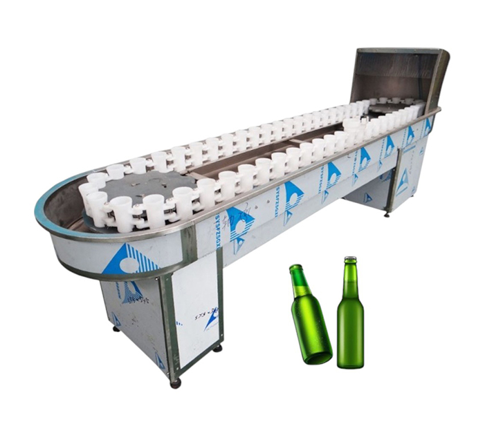 Rotary bottle washing machine