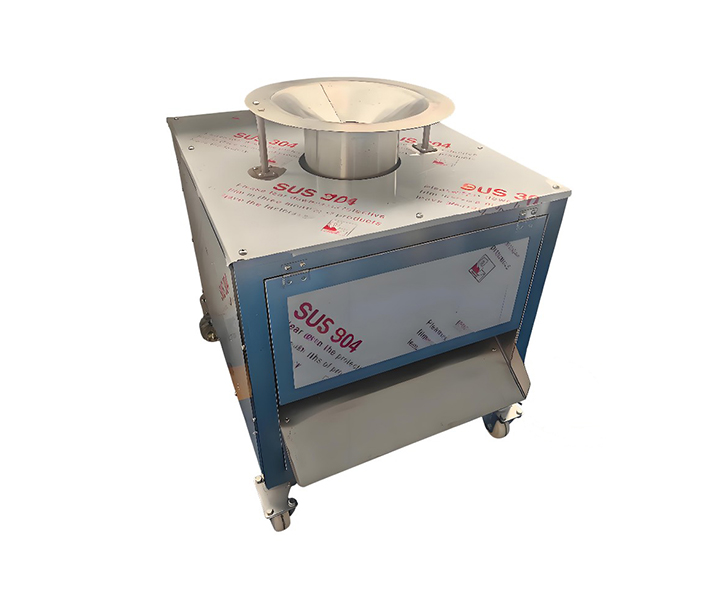 Cabbage root removing machine
